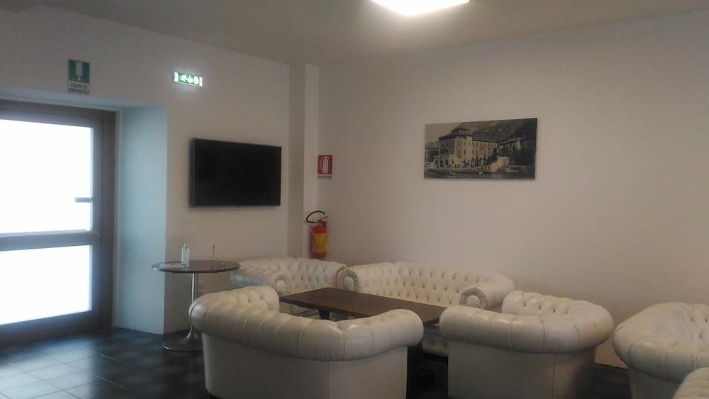 Hotel マルチェージネ エクステリア 写真