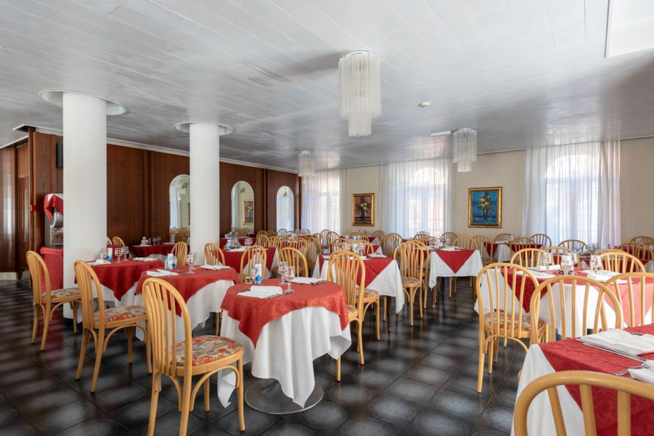 Hotel マルチェージネ エクステリア 写真